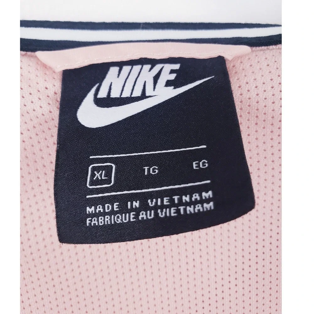 Nike windrunner jacket